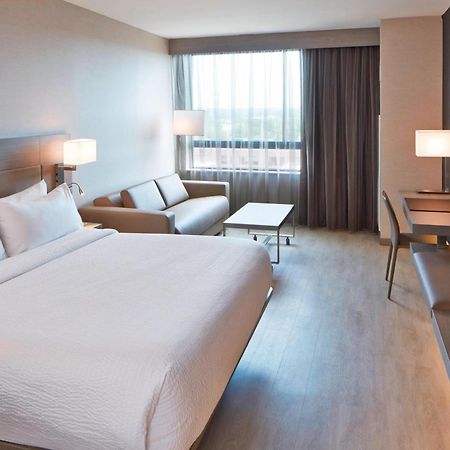 Ac Hotel By Marriott Des Moines East Village Eksteriør billede